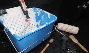 Les outils de la rénovation des locaux de la fédération en cet été 2015... © SMM pour ENE. Travaux Peinture
