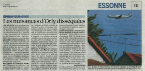 Essonne Nature Environnement (ENE). "Les nuisances d'Orly disséquées", Marie d'Ornellas, 24 septembre 2015, Le Parisien Essonne matin, p.III. Photographie © LP/NJ. 2015-09-24 LPE Conf Orly ENE